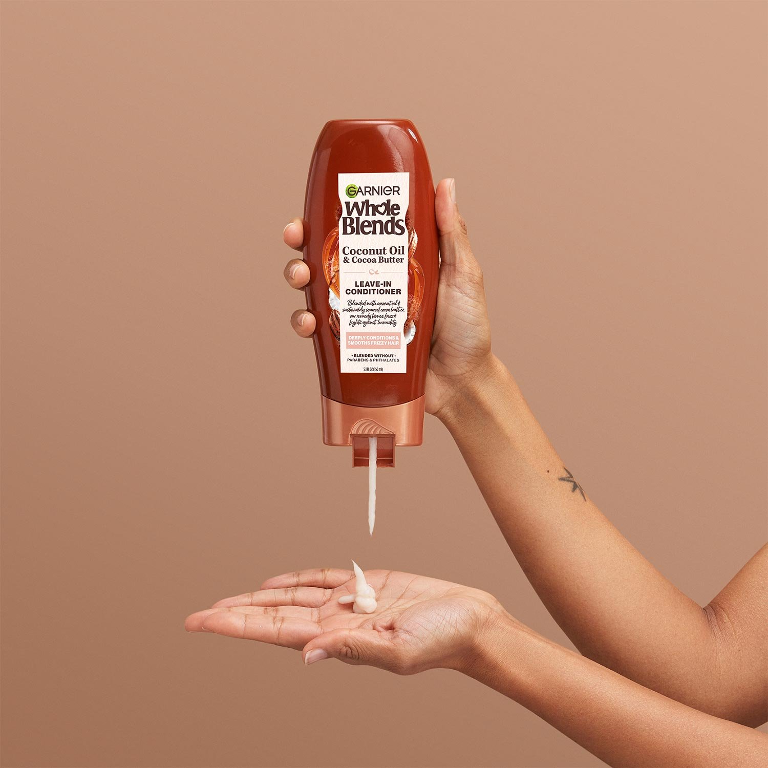 Smoothing Conditioner with Coconut Oil & Cocoa Butter 8 Smoothing Conditioner with Coconut Oil & Cocoa Butter